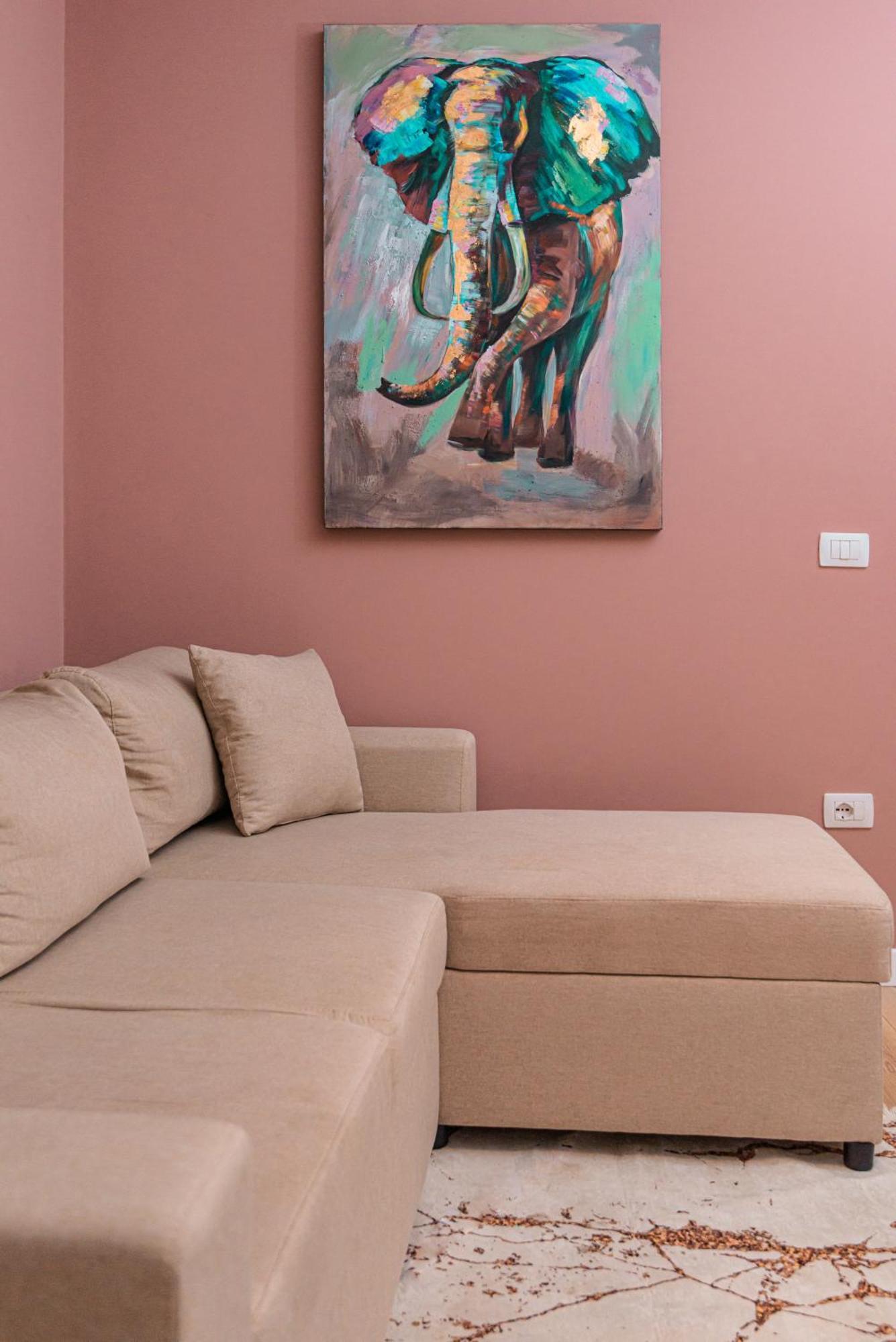 Appartement Loris 205 *